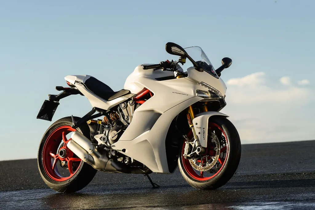 Ducati supersport 2017.webp