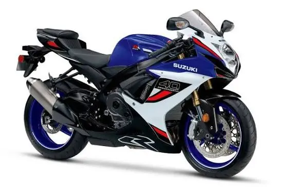 suzuki gsxr 750 k7.webp