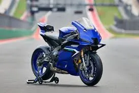 yamaha r9.webp